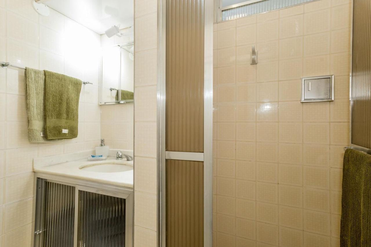 Relax Em Copacabana, Quarto E Sala, 150 Mt Da Praia, Cozinha, Maq De Lavar Roupa E Ar Ріо-де-Жанейро Екстер'єр фото